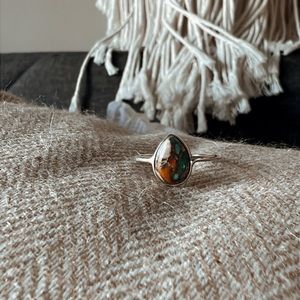 Stunning sterling silver turquoise ring size 5.5